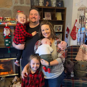 Meet your Posher, Laura